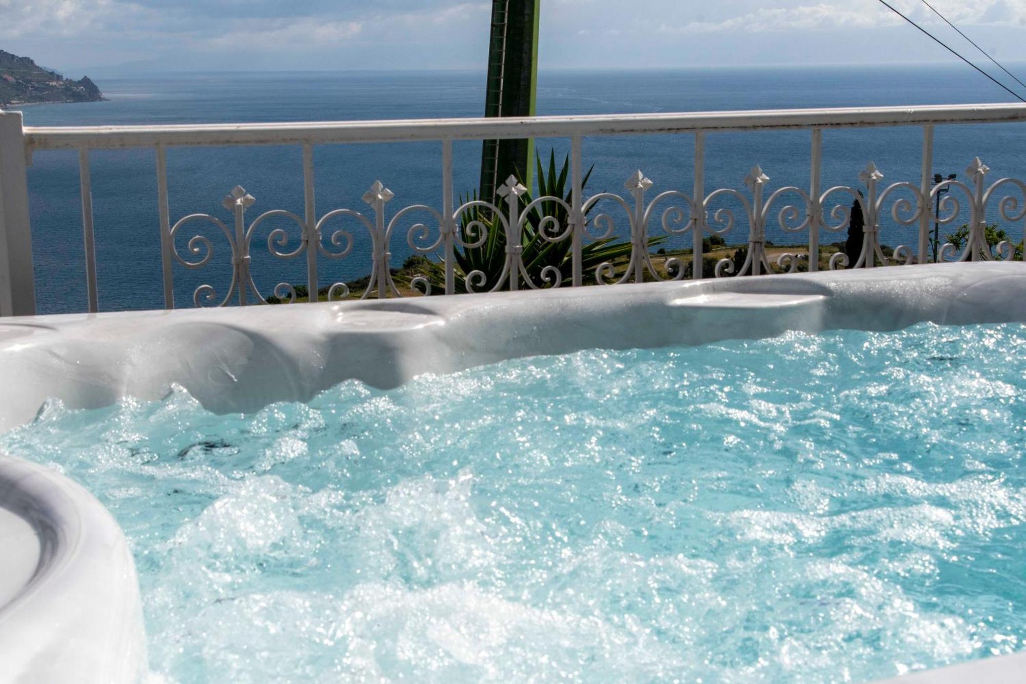 Dream View Suites Taormina Exterior foto